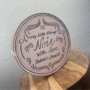 Victoria’s Secret l Sexy Little Things Noir Retro Round Boudoir Lingerie Hat Box